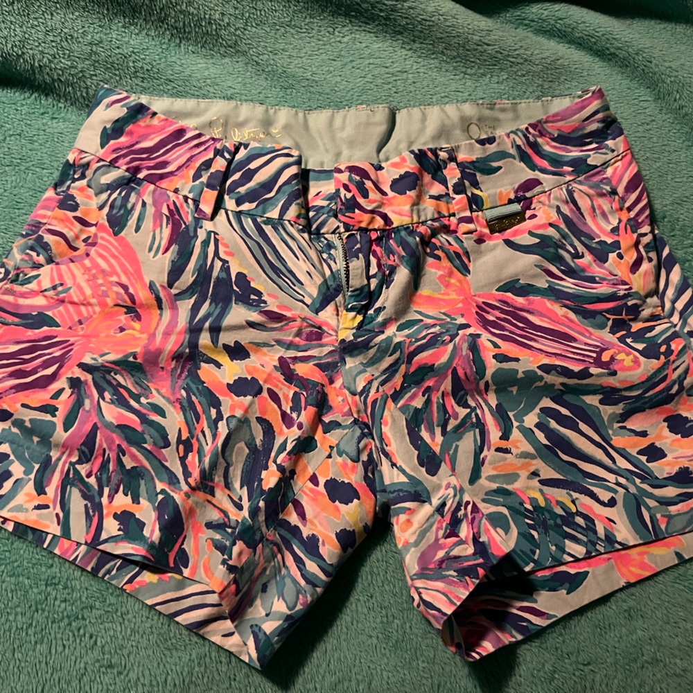 Like new size 0 The Callan shorts by Lilly Pulizter with a 5 inch inseam.